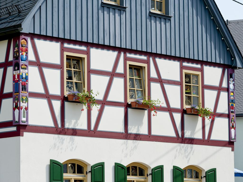Hotel Sonne Seiffen Buitenkant foto